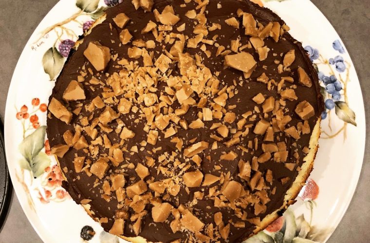 Chocolate toffee cheesecake: a birthday dream