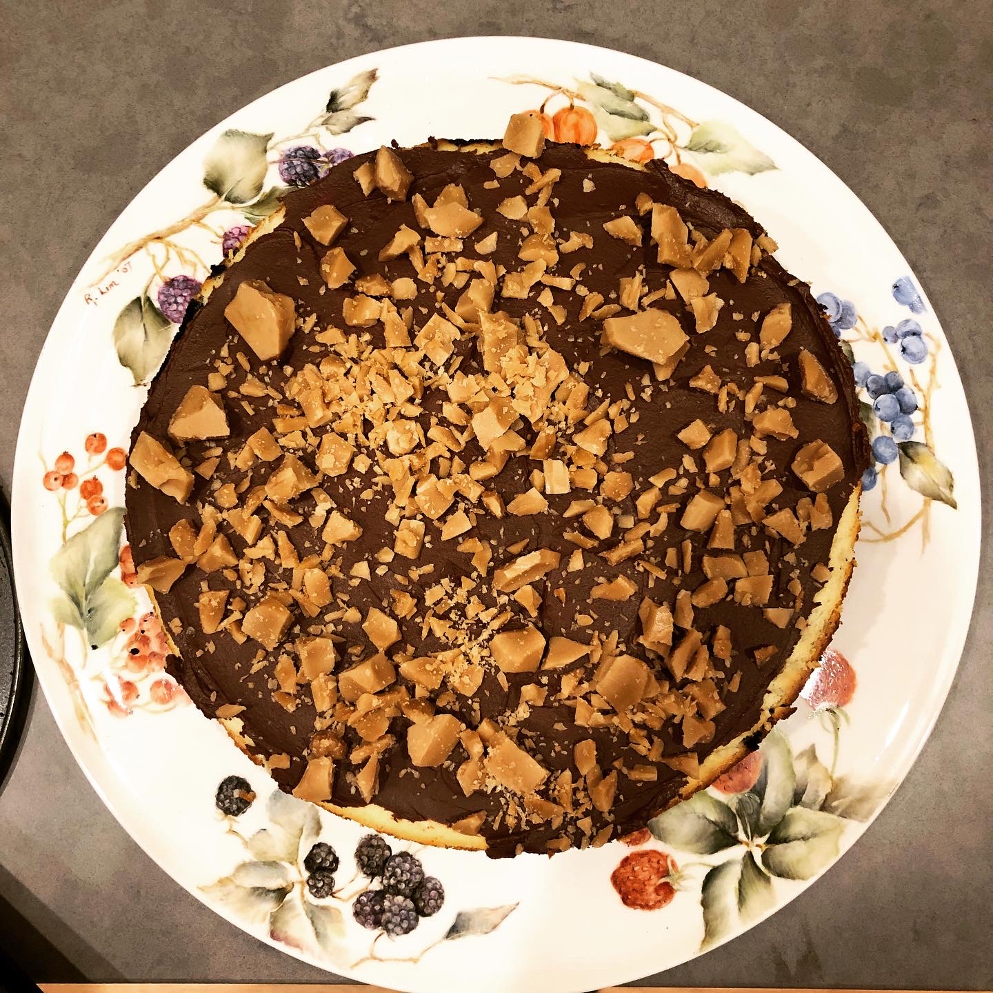 Chocolate toffee cheesecake: a birthday dream